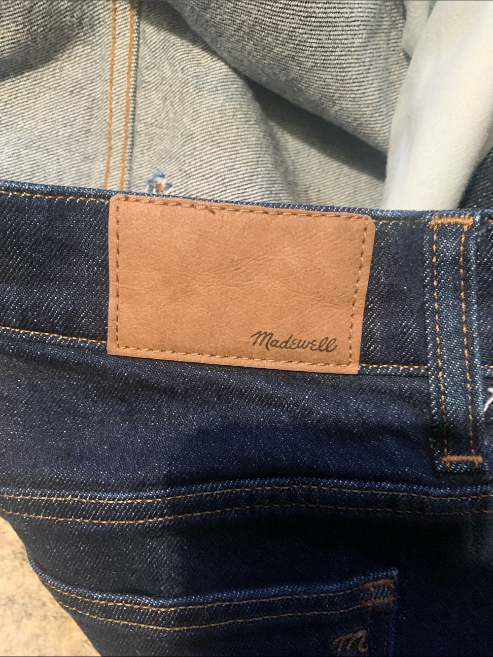Women’s Madewell Dark Blue 90s Straight-Leg Jeans - Picture 4 of 9